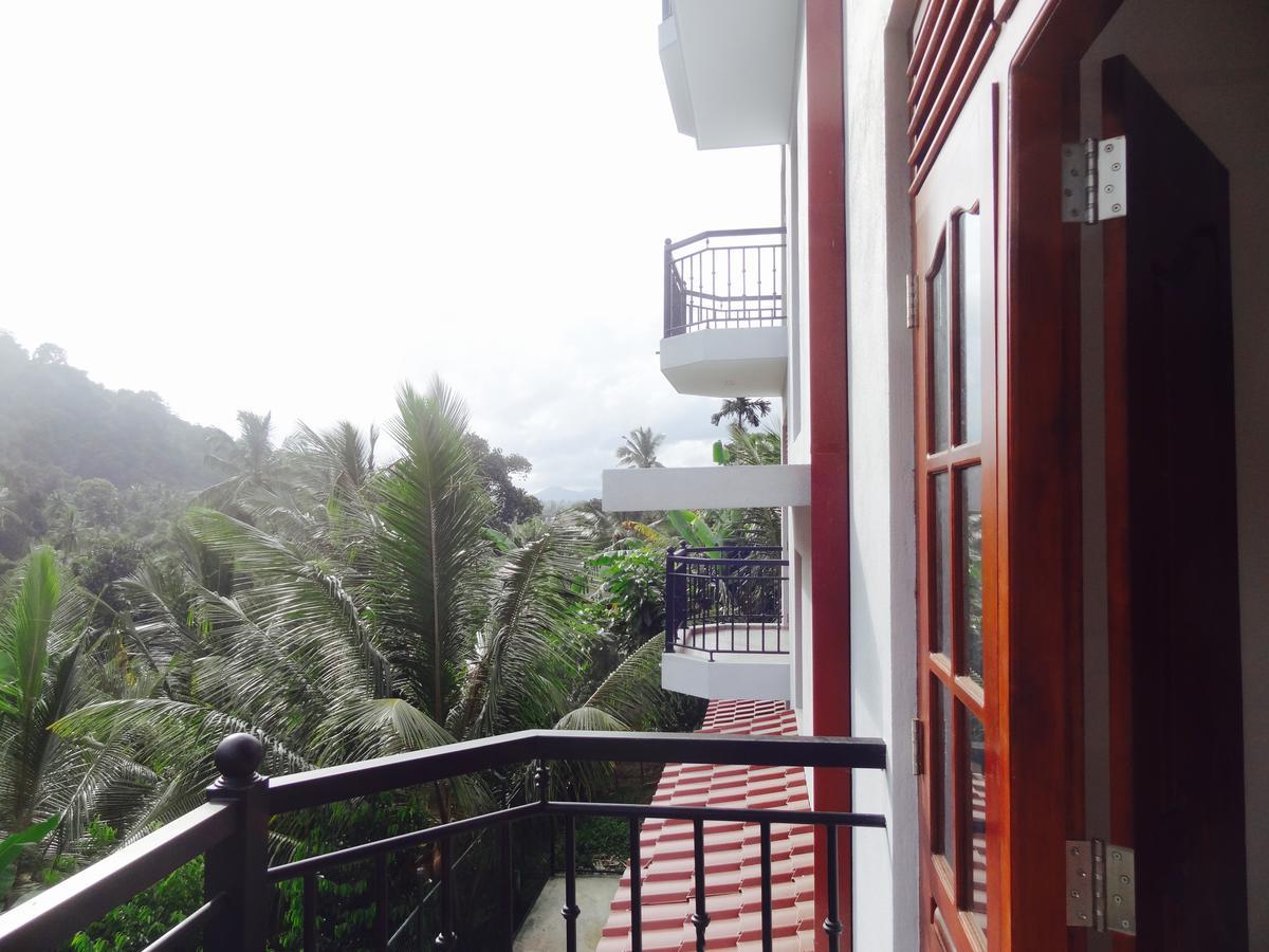 Slightly Chilled Forest Villa Sirimalwatta Luaran gambar