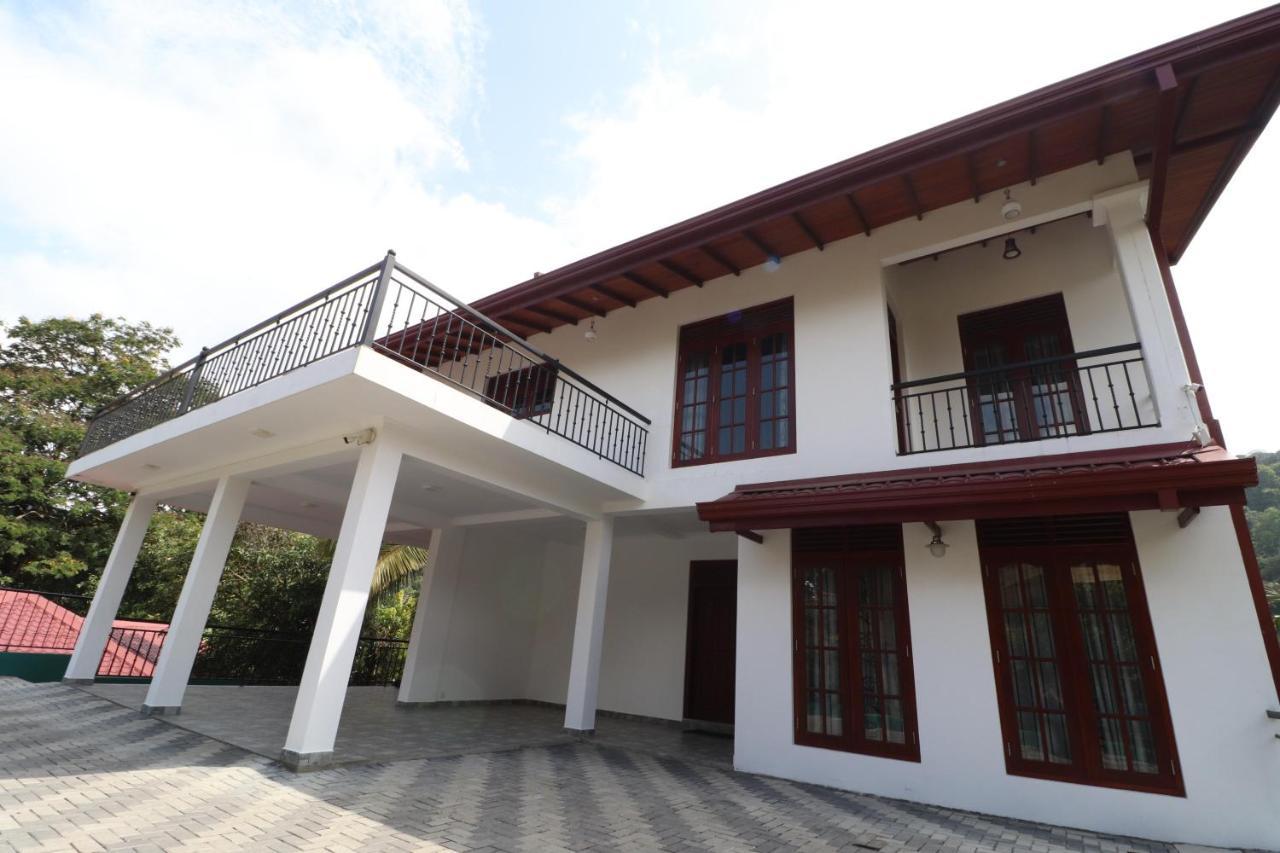Slightly Chilled Forest Villa Sirimalwatta Luaran gambar