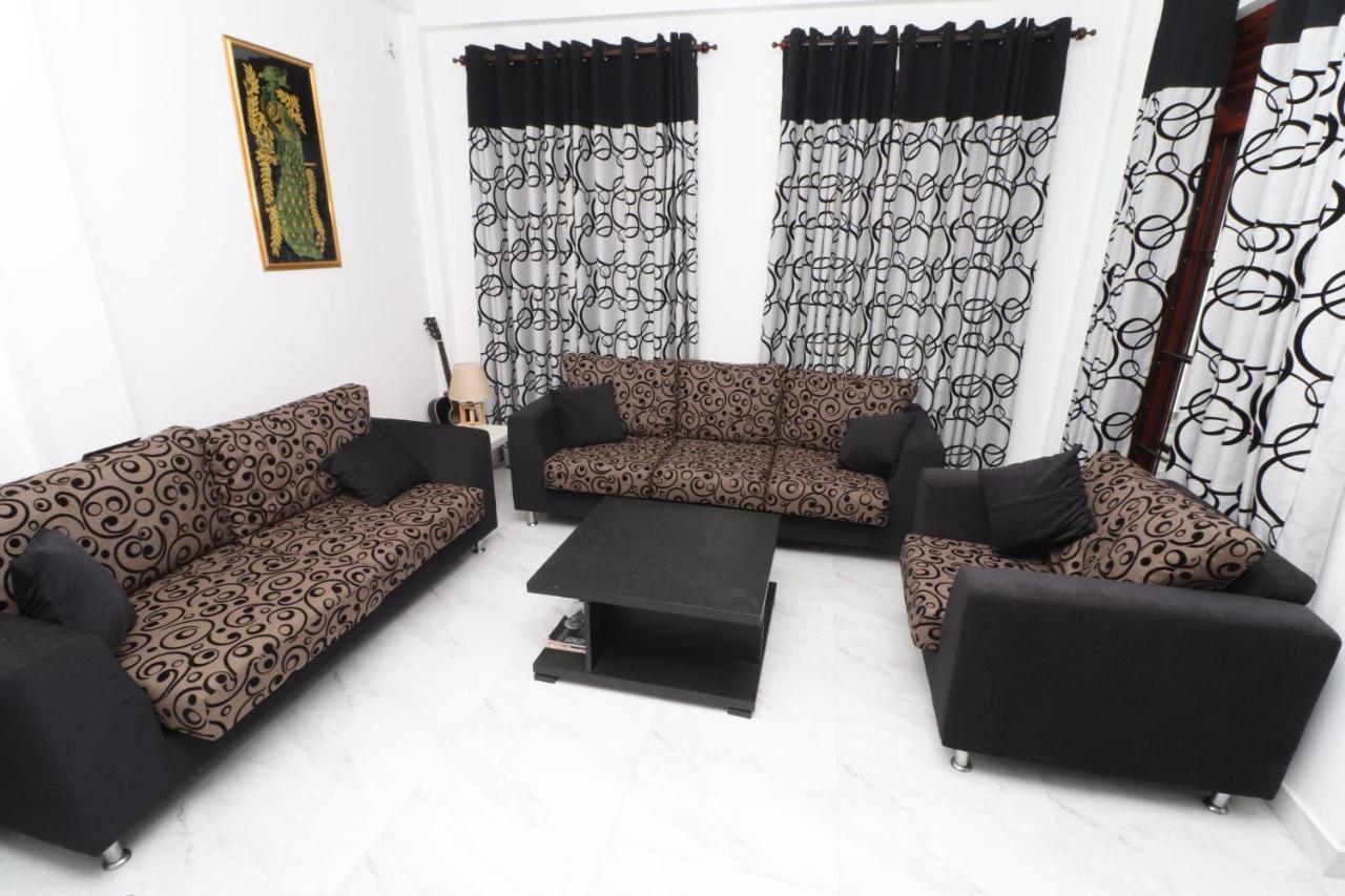 Slightly Chilled Forest Villa Sirimalwatta Luaran gambar